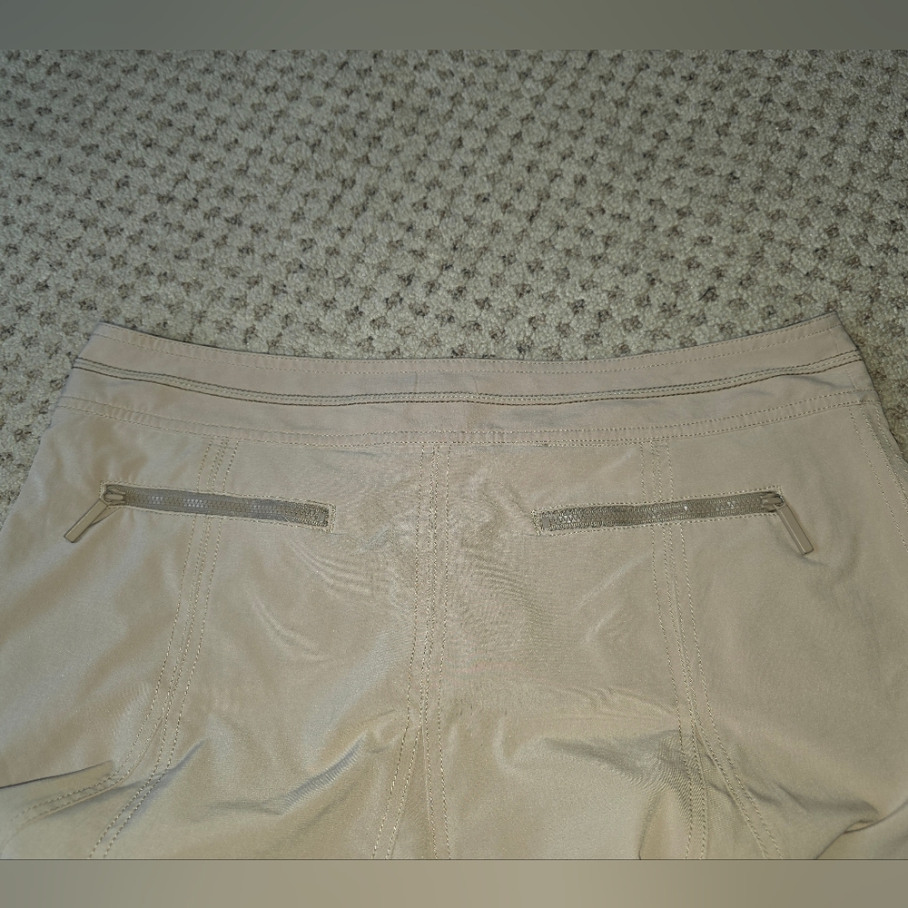 Title Nine Women's Beige Skort - Picture 9 of 9
